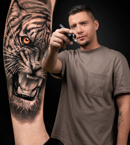 Realistic animal tattoo: textures and fur